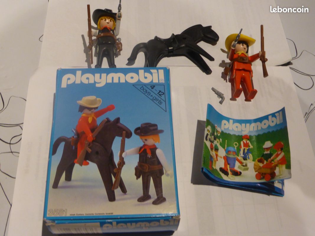 PLAYMOBIL 4398 70012 Bandit Cow Boy Hors La Loi Sherif Banque Western