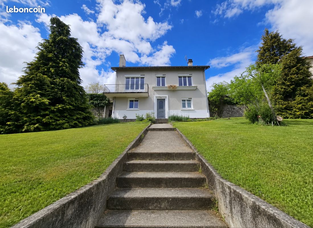 Maison 4 pièces 100 m² · à Isle · 100 m² · 985 €/mois