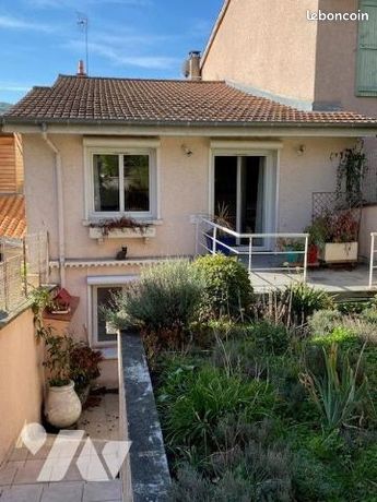 Maison 3 pièces 140 m²