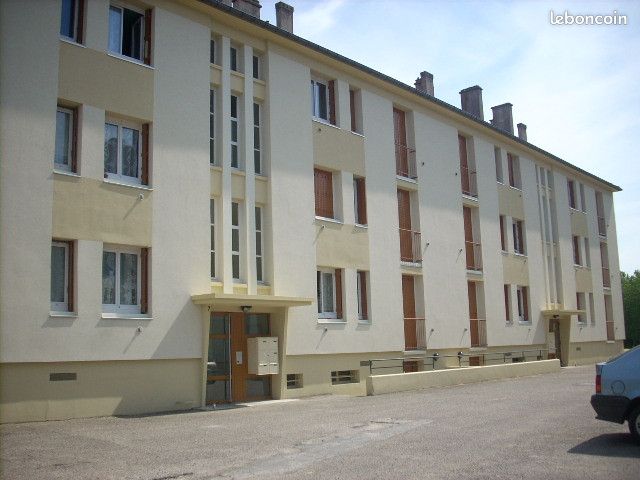 Appartement 4 pièces 77 m² · à Villenauxe-la-Grande · 77 m² · 367 €/mois