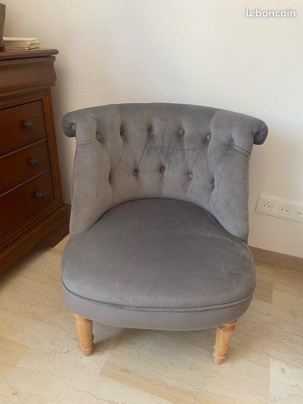 Paire de petits fauteuils style boudoir (image 1)
