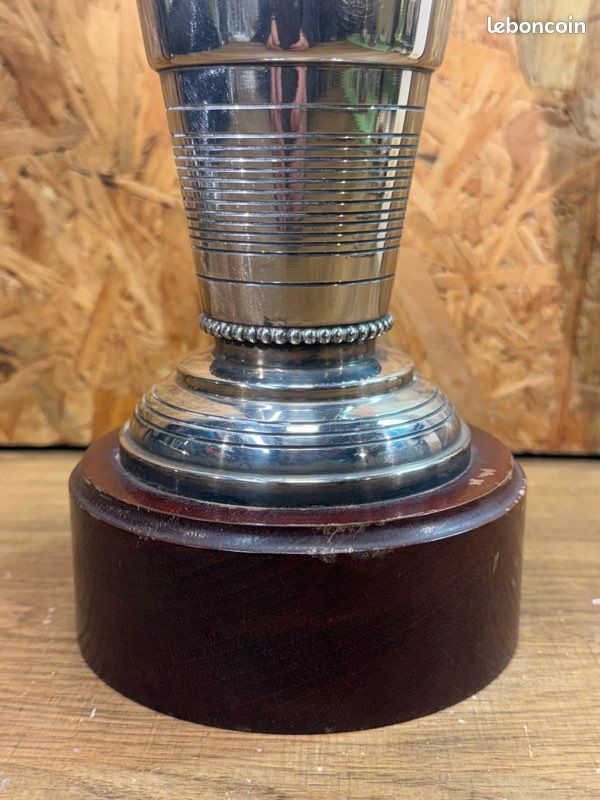 SIFFLET MÉTAL VINTAGE SPORTCRAFT AVEC BOULE EN LIÈGE FABRIQUÉ