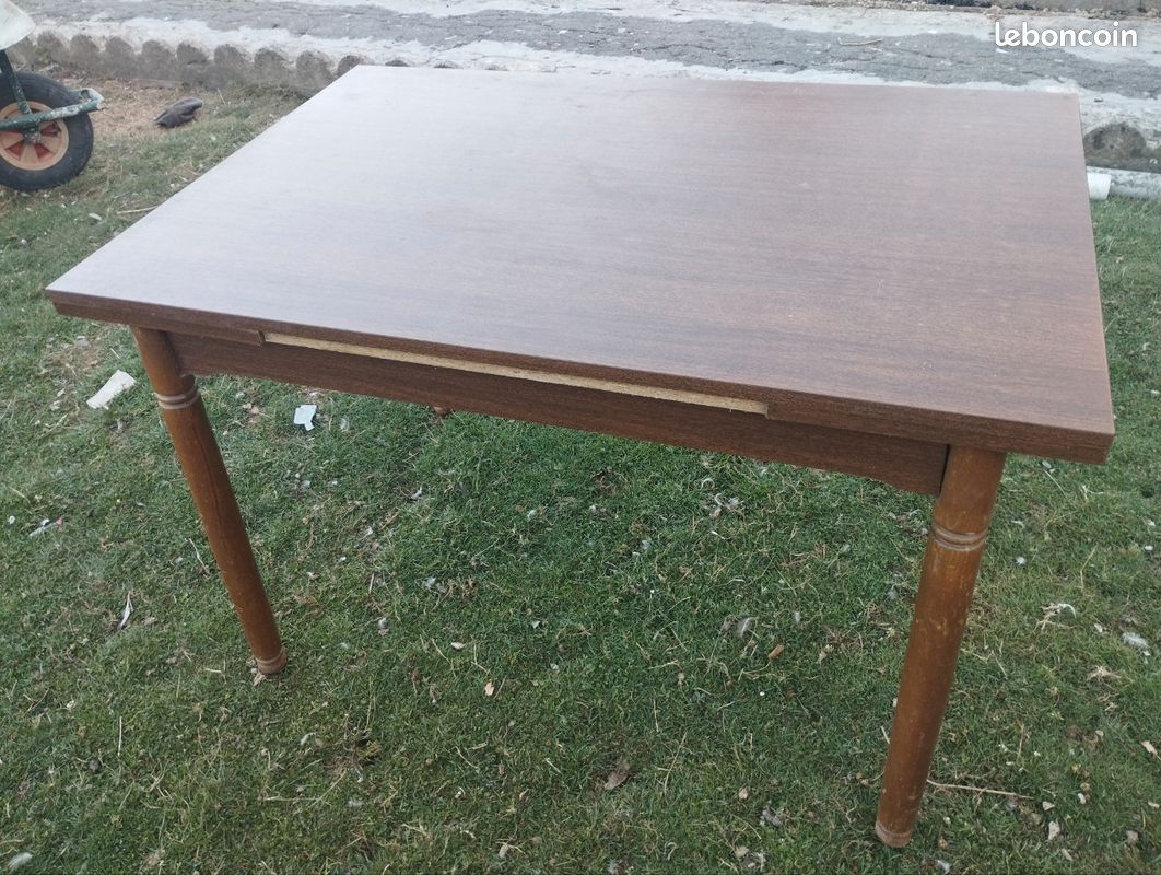 Table de cuisine (image 1)