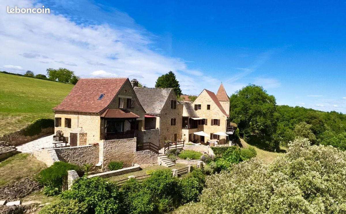Maison 6 pièces 220 m² · à Les Eyzies · 220 m² · 595 000 €