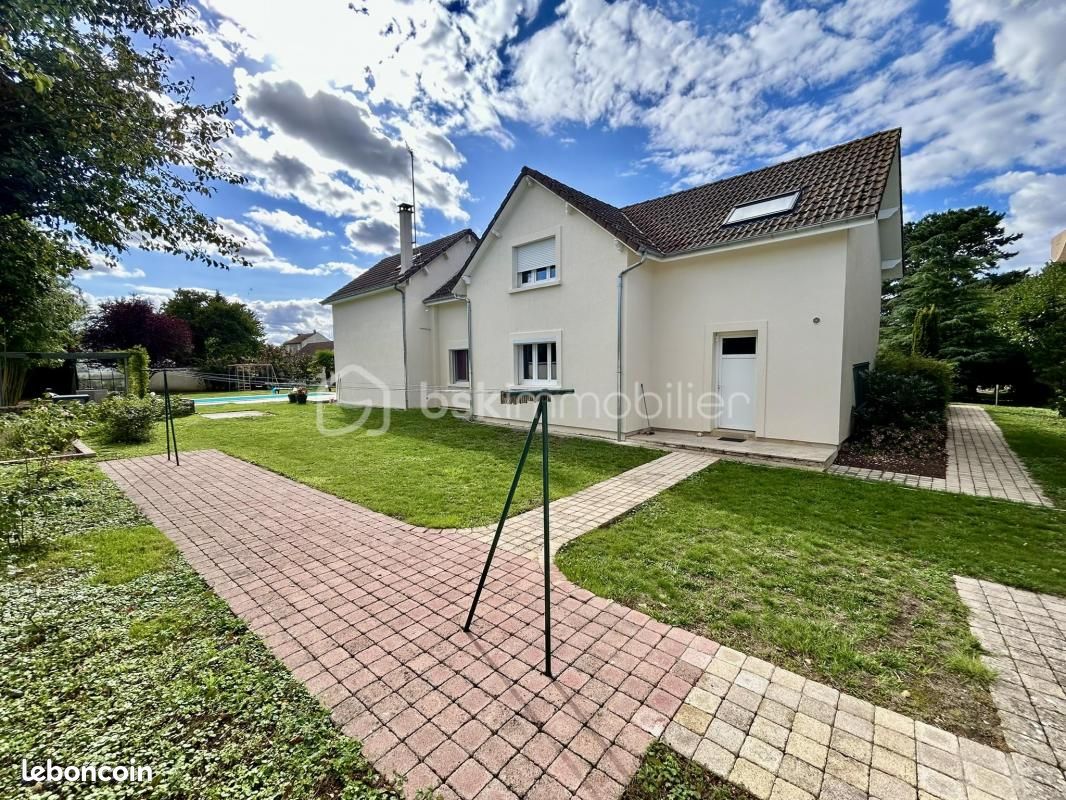 Maison 8 pièces 205 m² (image 16)