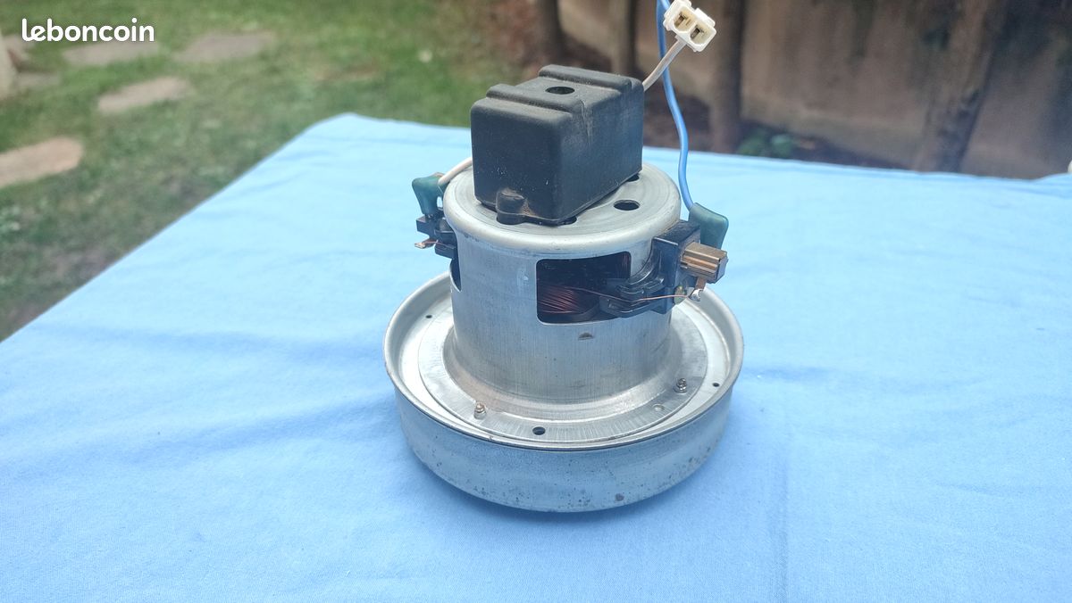 Moteur pour aspirateur DAEWOO VH111CA022 (image 4)