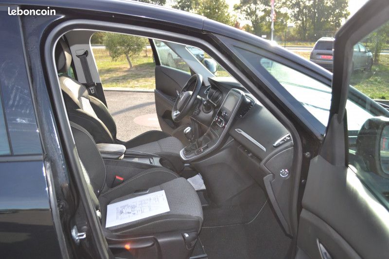 Renault GRAND SCENIC IV 1.3 TCE 140CH LIMITED - 21 (image 10)