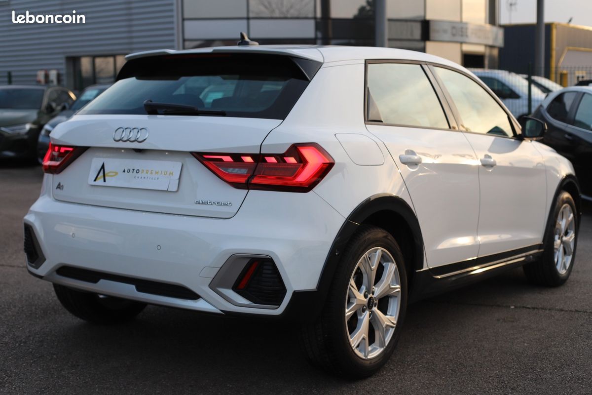 AUDI A1 ALLSTREET 30 tfsi 110 ch s tronic 7 design luxe (image 7)