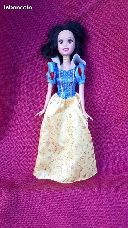 Poupée Barbie Blanche neige 2006 Mattel (image 4)