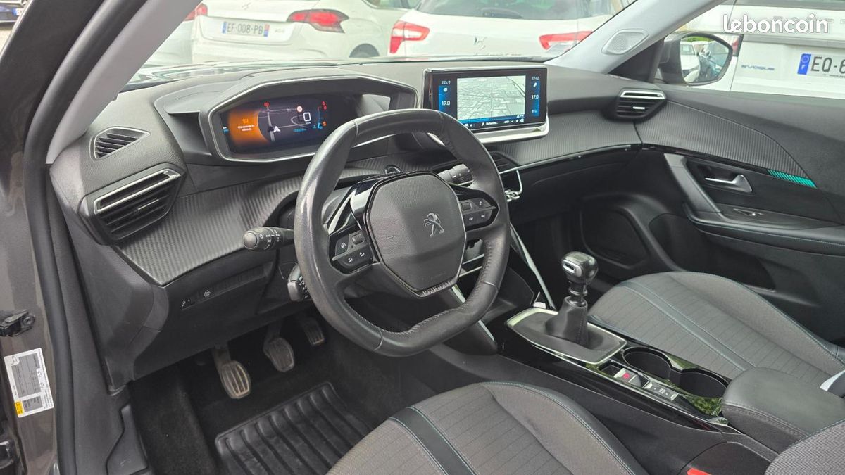 Peugeot 2008 Allure Pack (image 18)