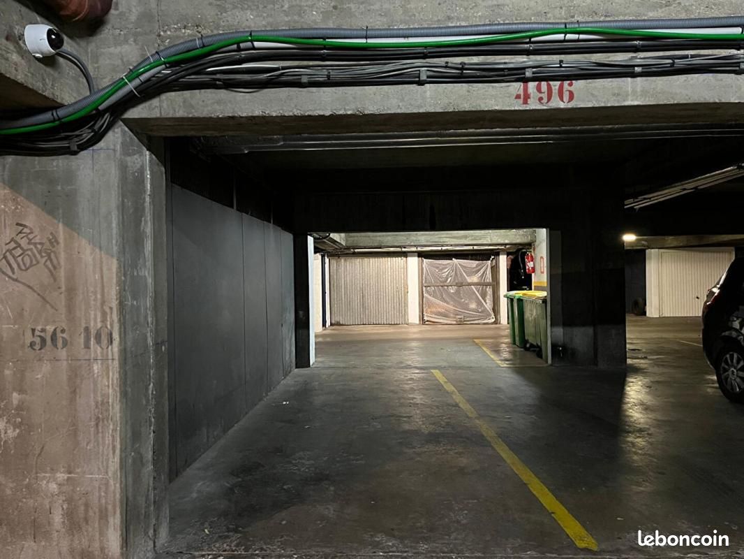 Parking 13 m² · à Paris · 13 m² · 10 000 €