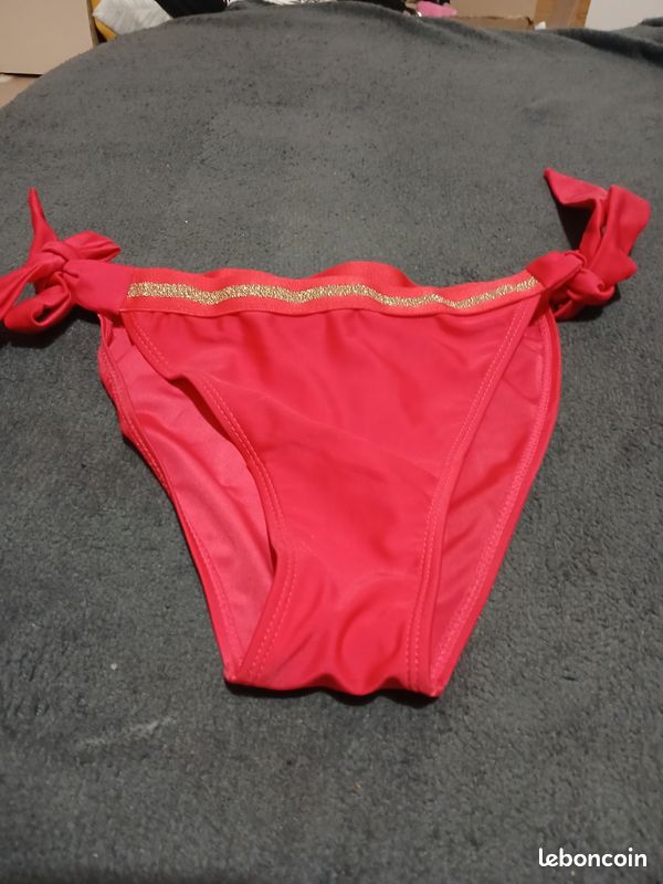 Maillot neuf jamais porté taille S (image 7)