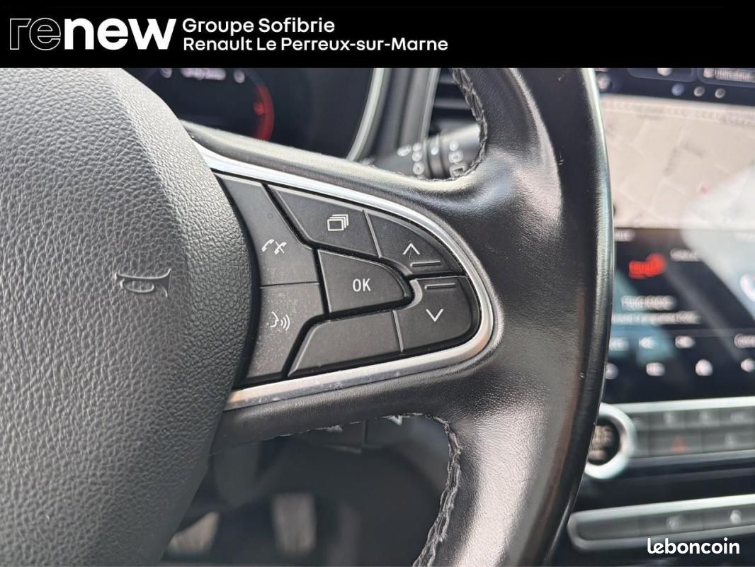 Renault Mégane IV BERLINE Blue dCi 115 - 20 Intens (image 19)