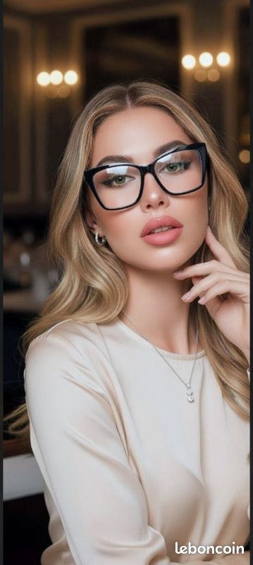 Lunettes Black Butterfly - ✨GoldenGazes✨ (image 1)