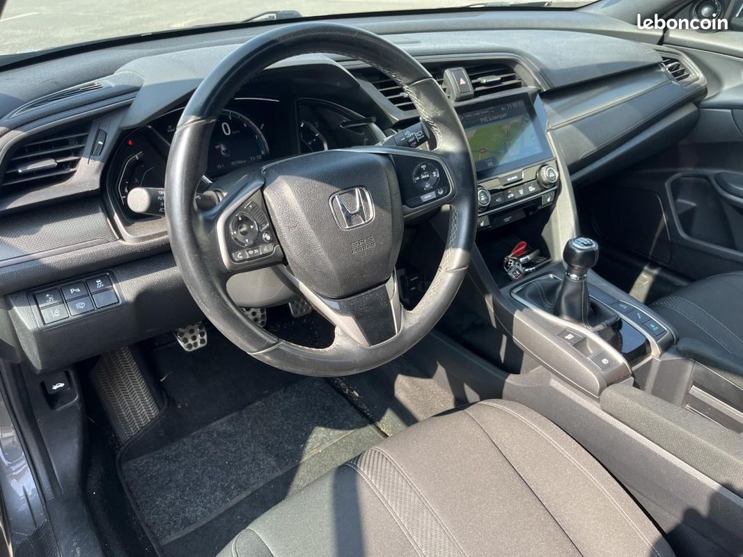HONDA CIVIC 1.0 i-VTEC 126ch Exclusive (image 8)