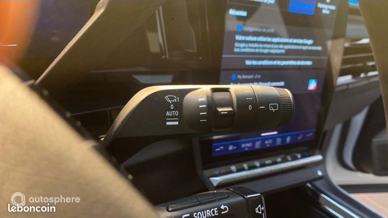Renault Austral 1.2 E-Tech full hybrid 200ch esprit Alpine - 25 (image 24)