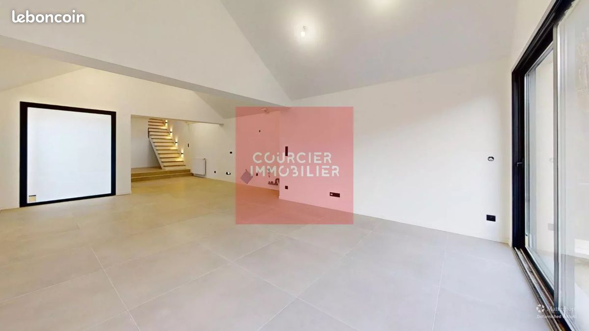 Maison 6 pièces 141 m² · à Jouars-Pontchartrain · 141 m² · 709 000 €