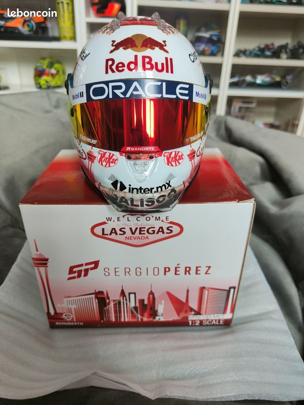 Helmet 1/2 Sergio Perez Gp Miami 2023 (image 1)