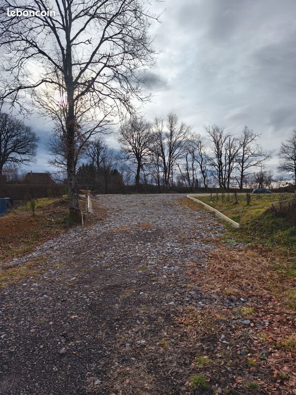 Vend terrain agricole ou loisirs · à Sansac-de-Marmiesse · 12 000 €