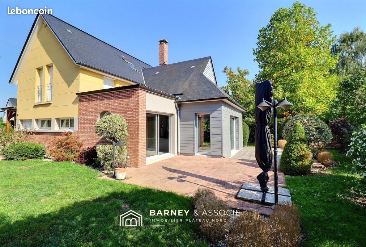 Maison 7 pièces 200 m² · à Mont-Saint-Aignan · 200 m² · 665 000 €