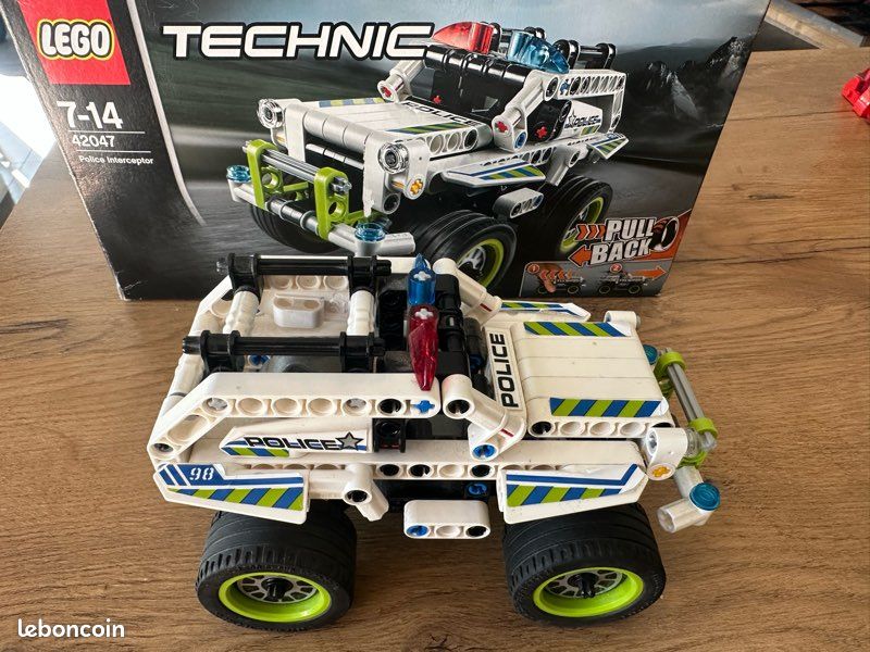 Lego technic police interceptor 42047 Jeux Jouets