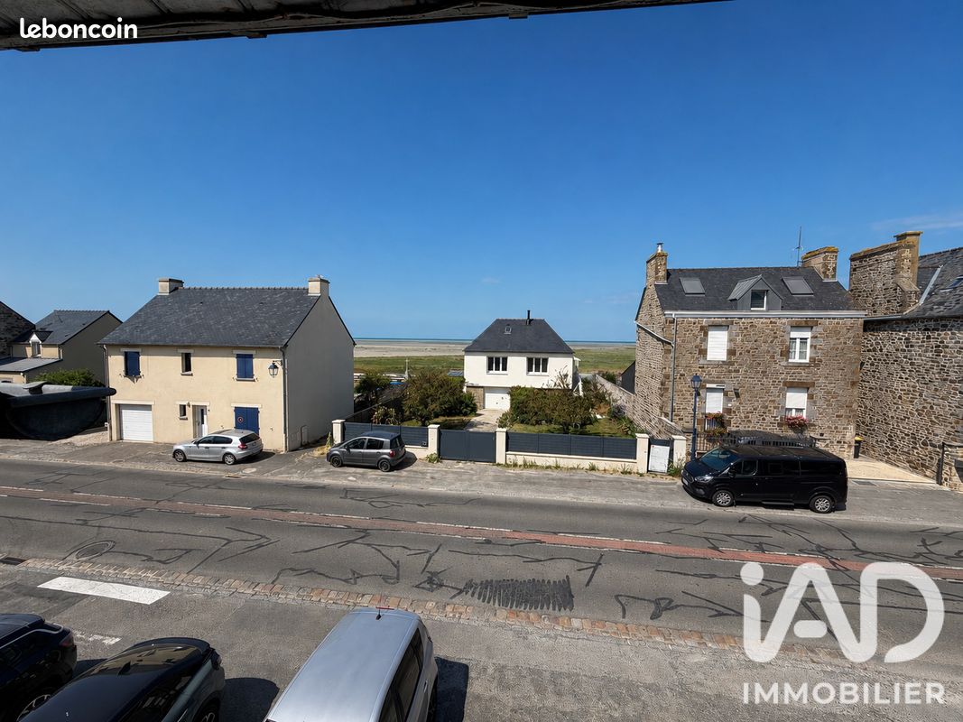 Immeuble 361 m² · à Le Vivier-sur-Mer · 361 m² · 559 000 €