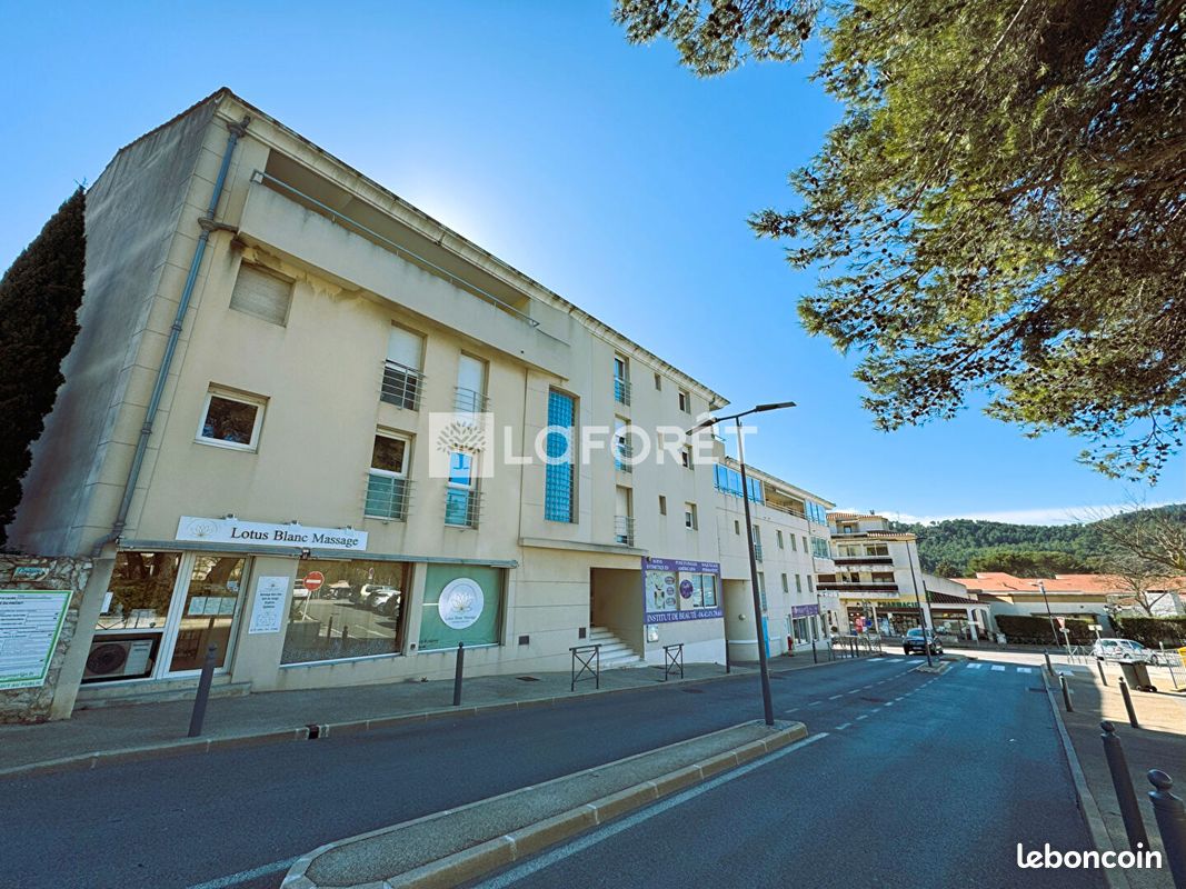 Appartement 2 pièces 54 m² · à Roquefort-la-Bédoule · 54 m² · 250 000 €