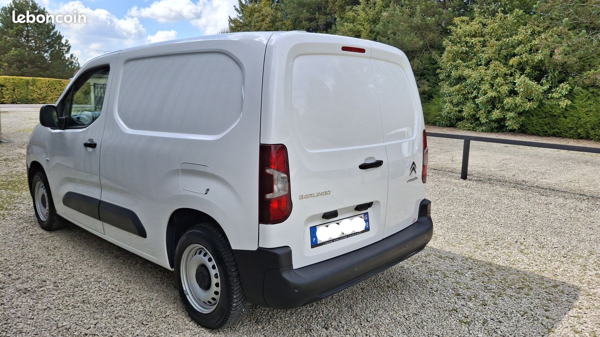 14000ht berlingo blue hdi ( 3 places , 1ère main , 14732 kms ) (image 2)