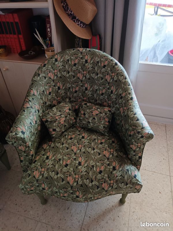Banquette et son fauteuil refait entièrement par mes soins (image 5)