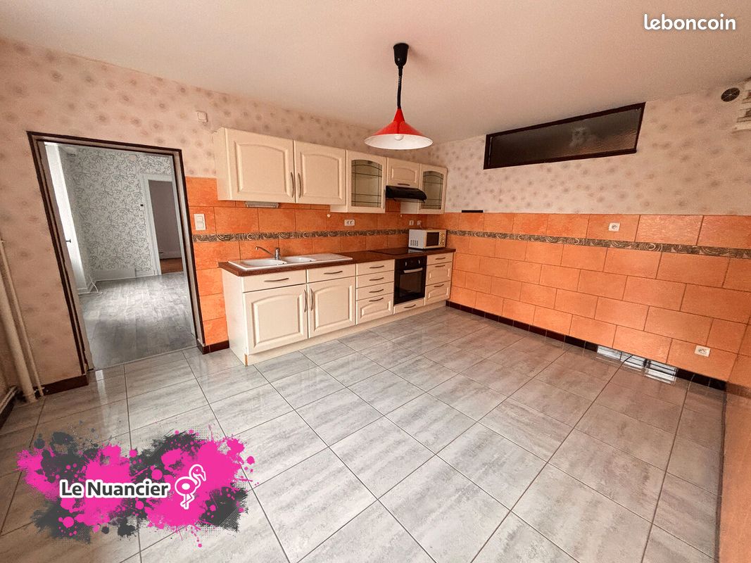 Appartement 2 pièces 67 m² · à Saint-Sauveur · 67 m² · 450 €/mois