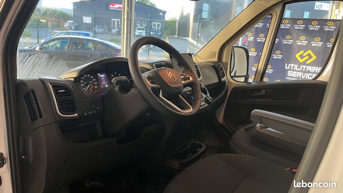 23 990 HT - Citroen JUMPER TOLE 33 L2H2 140 BVM6 PREMIUM CONNECT 2024 / 0KMS (image 9)