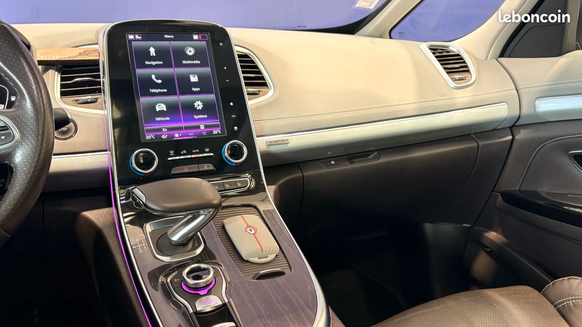 Renault Espace 2.0 dCi 200ch Initiale Paris - 7 places - Toit ouvrant - Sièges chauffants ventilés massants - Apple CarPlay - Régulateur adaptatif - Caméra de recul (image 16)