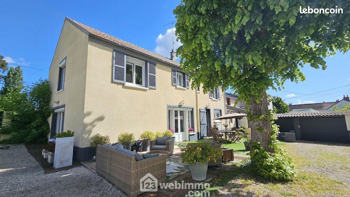 Maison 8 pièces 200 m² · à Milly-la-Forêt · 200 m² · 486 000 €