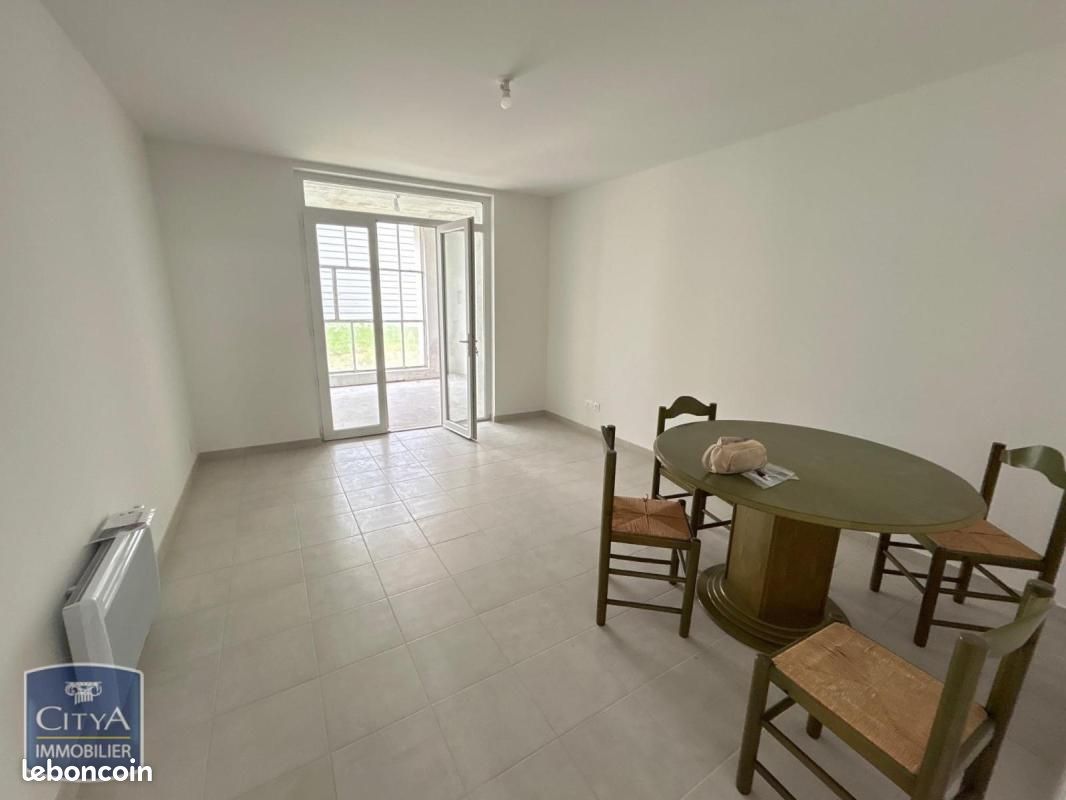 Appartement 3 pièces 68 m² · à Villetoureix · 68 m² · 460 €/mois