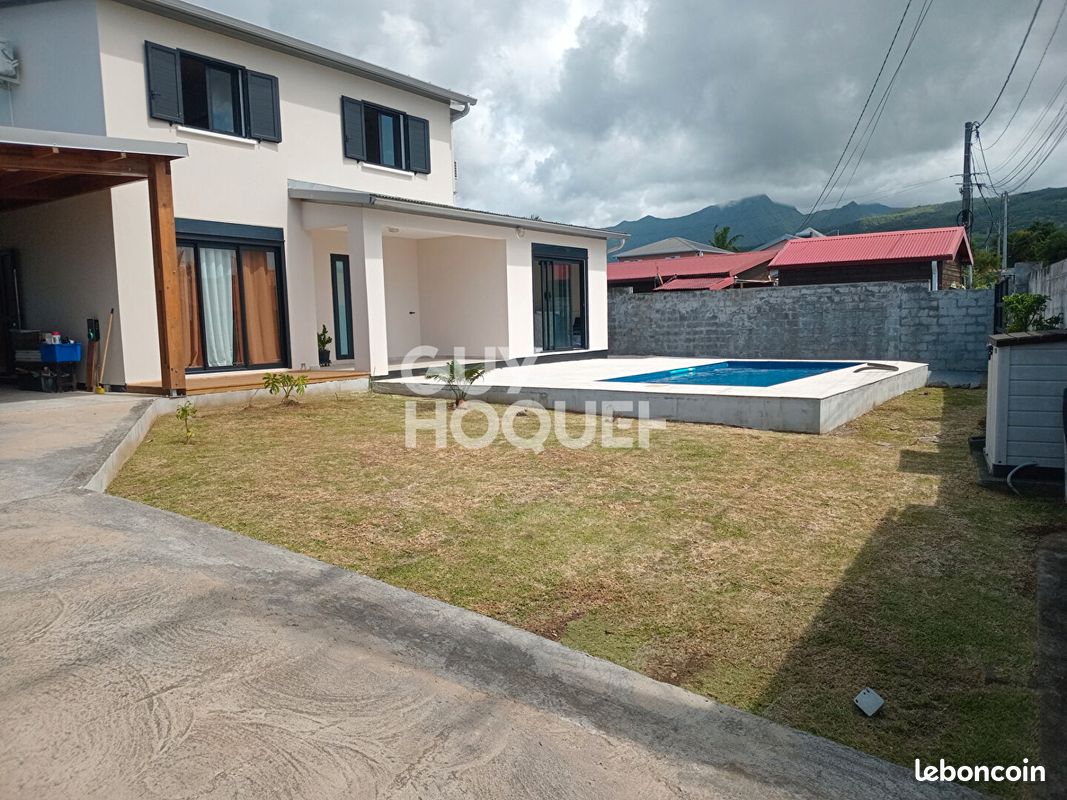 Maison 5 pièces 126 m² · à Saint-André · 126 m² · 393 000 €