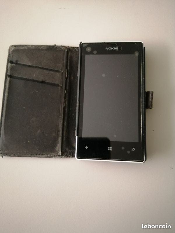 Téléphone pour pieces (image 3)