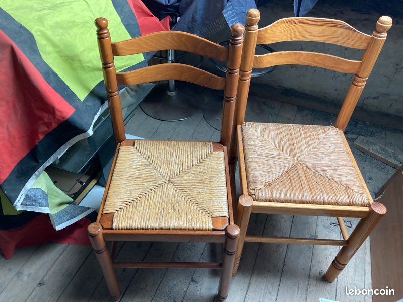 Chaises paillées (image 1)
