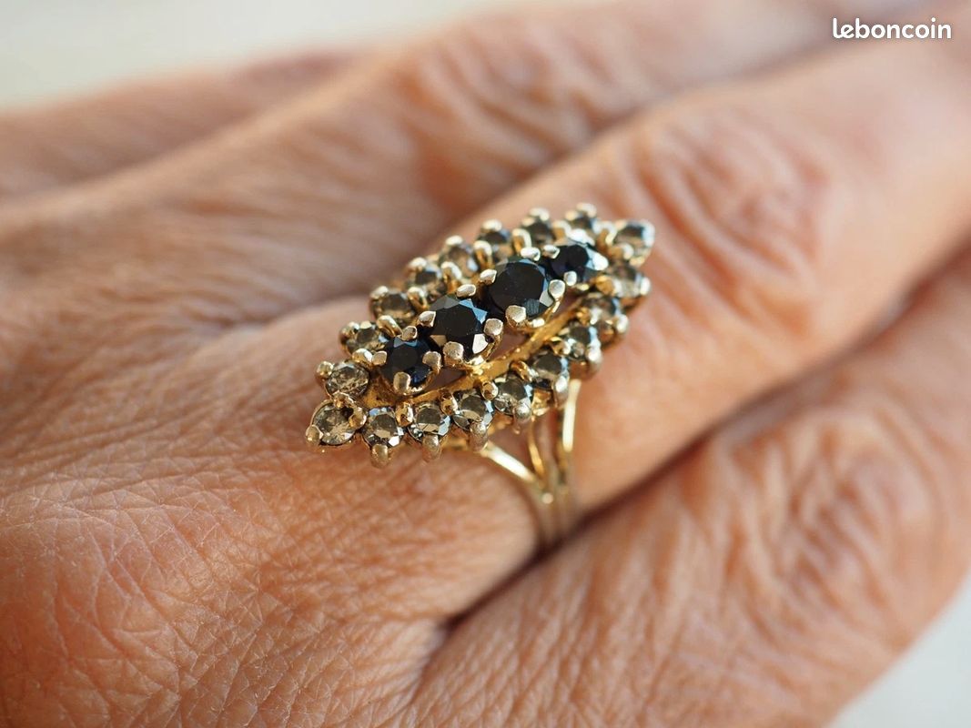 Bague marquise ancienne saphir Fionn | Caillou Paris