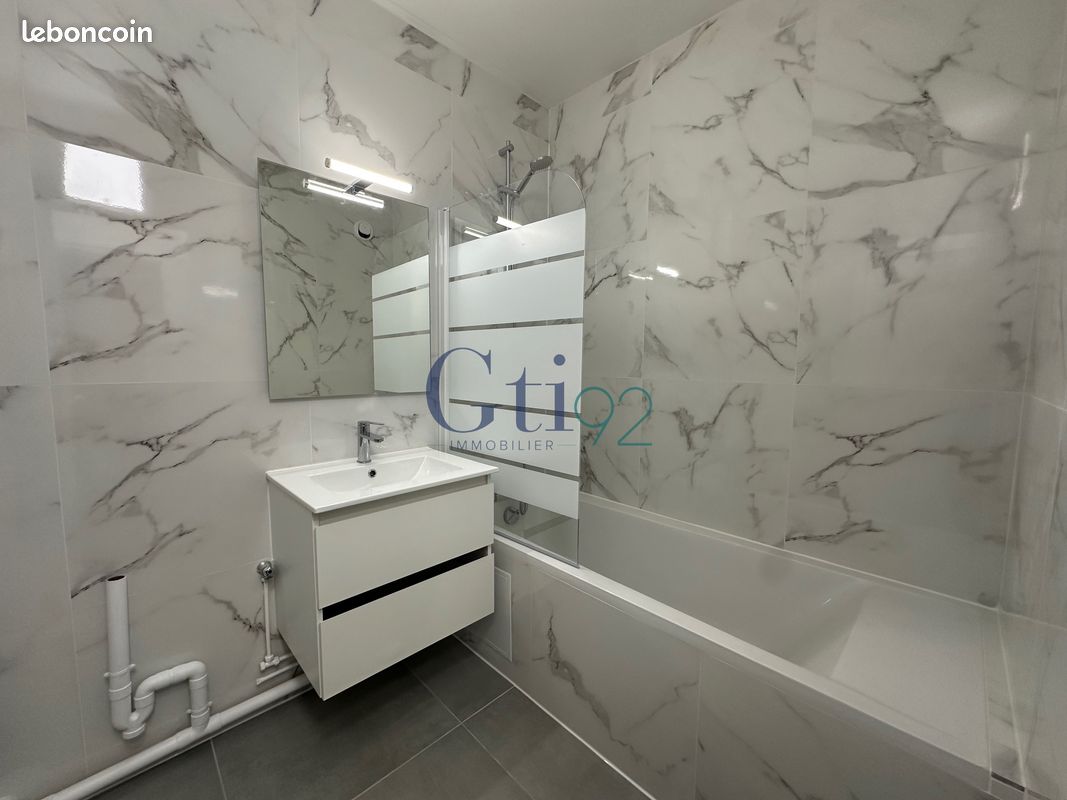 Appartement a louer clamart - 2 pièce(s) - 50 m2 - Surfyn