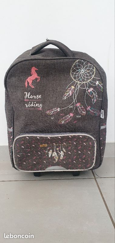 Cartable à roulettes (image 1)