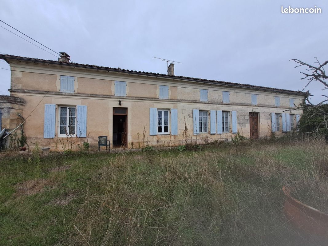 Maison 5 pièces 140 m² · à Chérac · 140 m² · 138 000 €