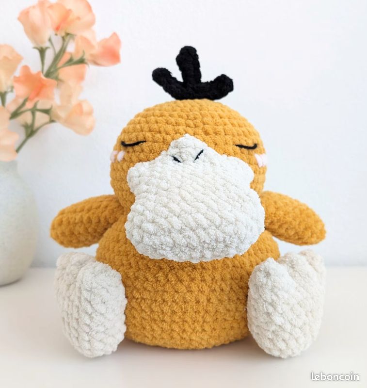 🦆 Peluche petit canard rigolo au crochet – fait main (image 1)
