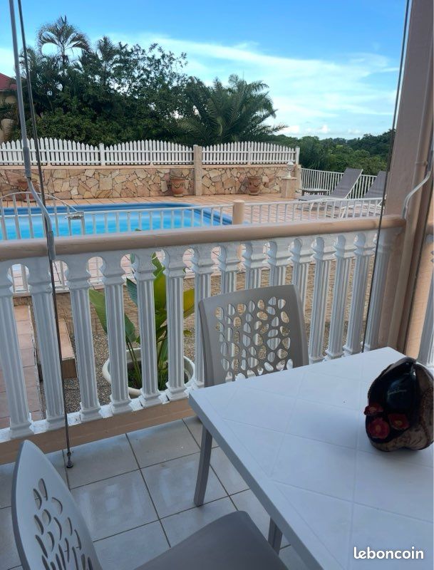 Appartement 1 pièce 45 m² · à Petit-Bourg · 45 m² · 730 €/mois