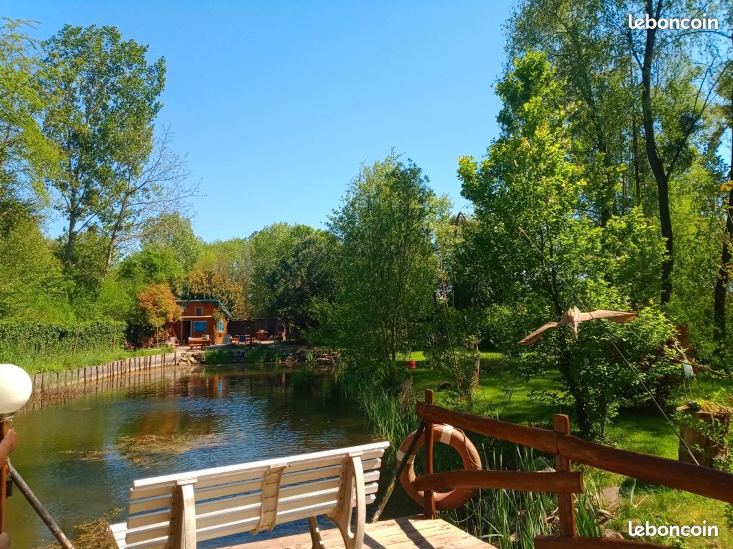 Terrain de loisirs avec étang · à Strasbourg · 90 000 €