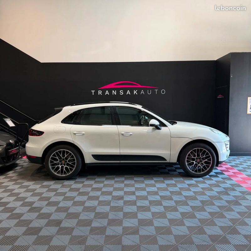 PORSCHE MACAN 3.0 V6 340 ch S PDK / TOIT OUVRANT / CAMERA DE RECUL / CUIR ETENDU (image 4)