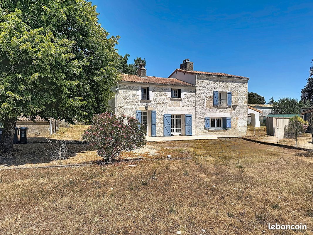 Maison 7 pièces 185 m² · à Chauray · 185 m² · 350 000 €