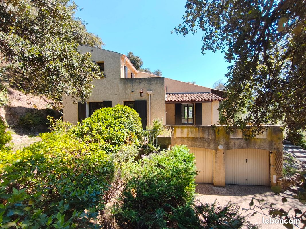Maison 4 pièces 130 m² · à Oraison · 130 m² · 381 600 €