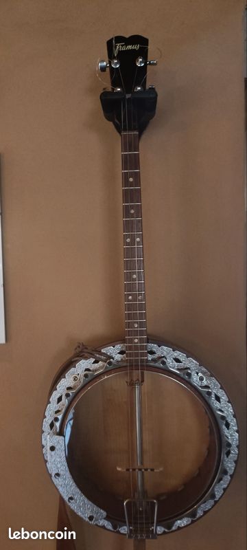 Banjo Bridge - Pièces Et Accessoires Pour Guitare