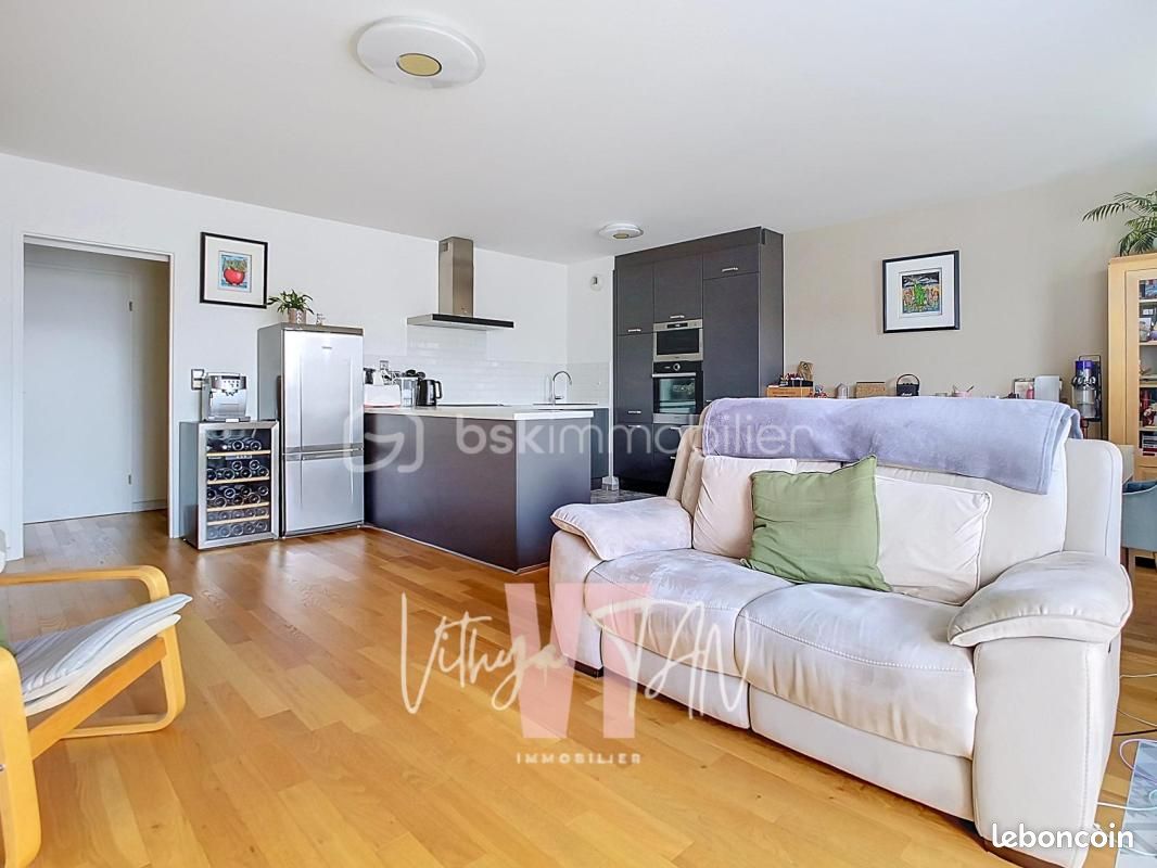 Appartement 5 pièces 112 m² · à Chessy · 112 m² · 540 000 €