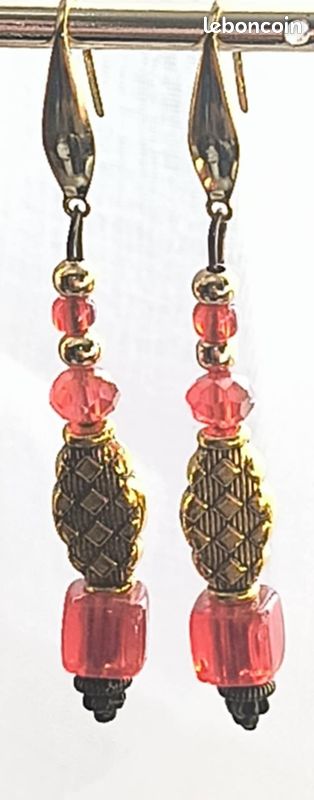 Boucles d'oreilles celtiques rouge doré - joli bijou fantaisie -Artisan créateur (image 4)
